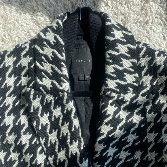 Theory Houndstooth Coat - Picture 2 of 11